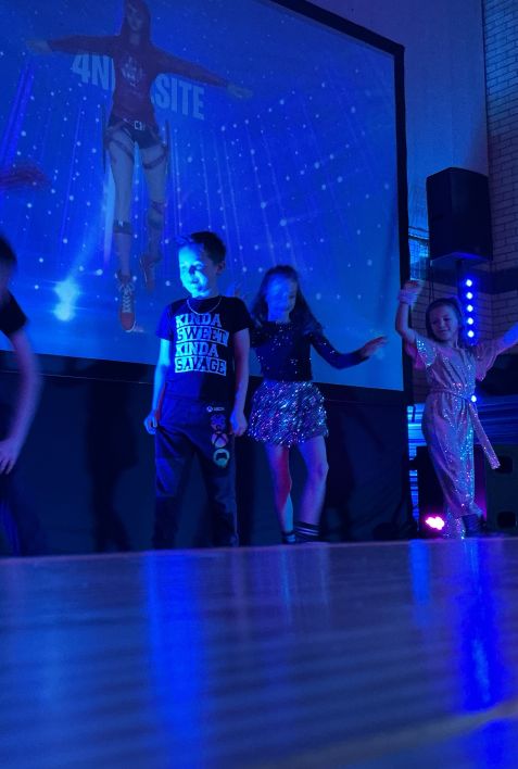 708_708_41517469ec8c34bbe2644f558b9848b3.jpg?m=1761313734